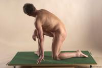 Photo Reference of ales kneeling pose 01
